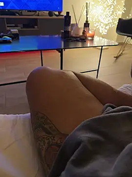 Mike69F's Webcam Show