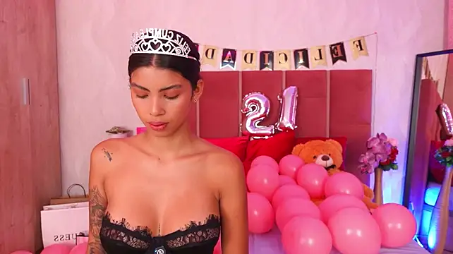 LiaMontieri – Naživo XXX chat