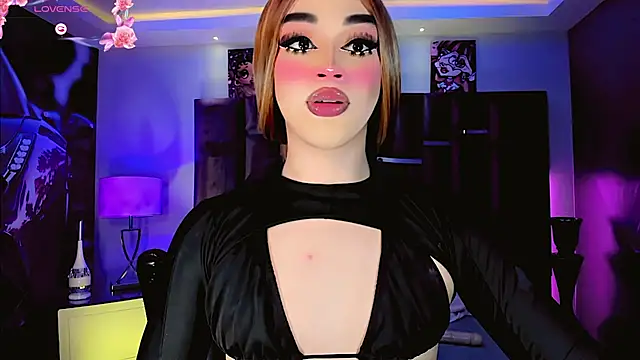 Sexy_sofiahot's Webcam Show