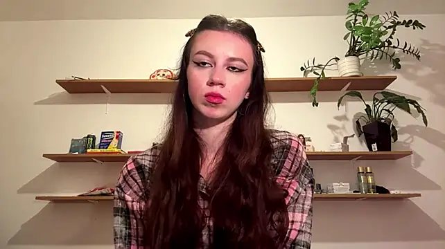 Show modela LaureJoliet na web-kameri