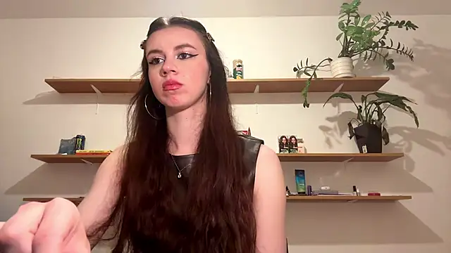 XXX chat uživo modela LaureJoliet
