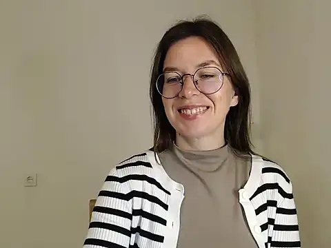 ElaraHart – Live XXX-chat