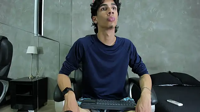 Elian_jones – webcam-show