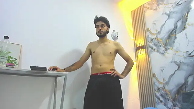dashmonroe Webcam Show