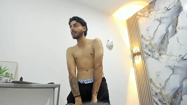 dashmonroe Webcam-Show