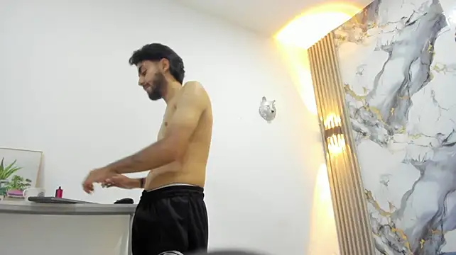 Webkamerová show dashmonroe