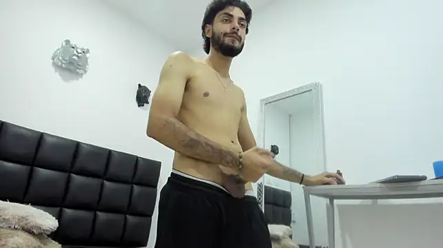 dashmonroe webkamerás műsora