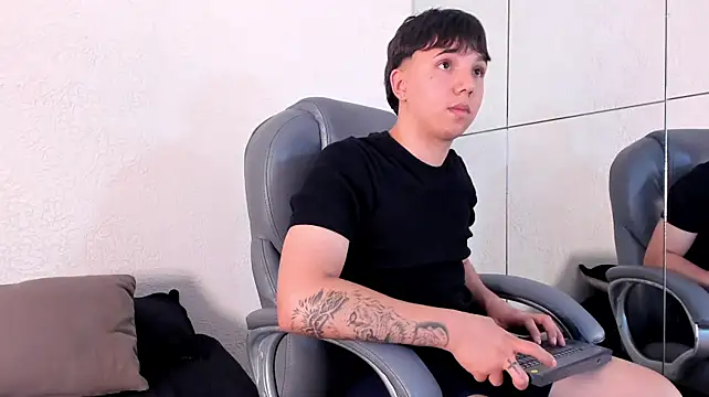 Andy_moretti – webcam-show