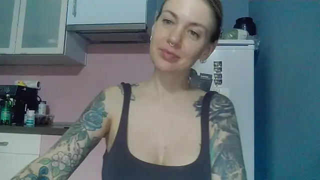 Alveriai – Live XXX-chat