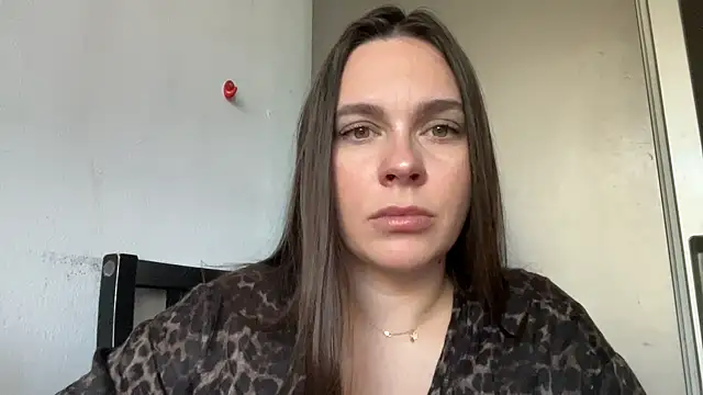 Chat +18 de Zoravia ao vivo