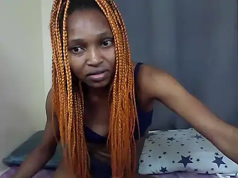 TwinniePink_'s Webcam Show