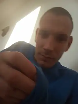 xoxoBoy34 – webcam-show