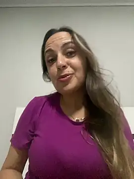 MayaGarcia40's Live XXX Chat