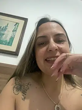 Show de MayaGarcia40 na webcam