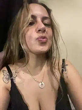 MayaGarcia40 Adlı Modelin Canlı XXX Sohbeti
