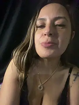 MayaGarcia40 现场XXX聊天