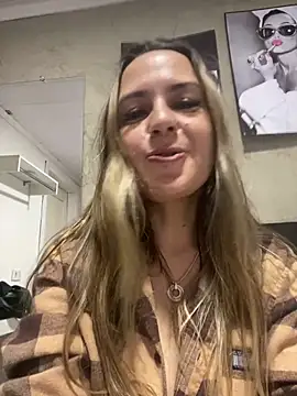 Show de MayaGarcia40 na webcam