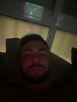 Show modela elmalvado20 na web-kameri