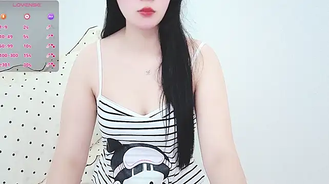 צ'אט XXX בשידור חי של honey-sweet26