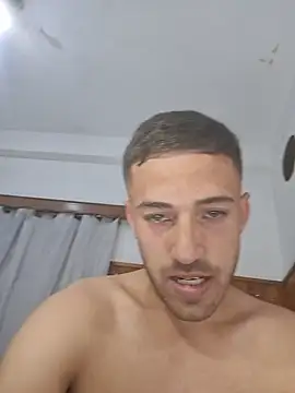 luliyfoco Show in webcam
