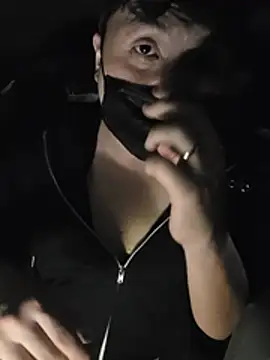 Show modela korguyko na web-kameri