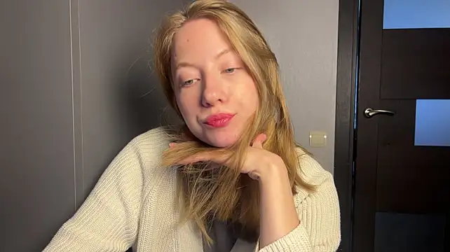 RoseBloom Show in webcam