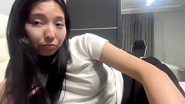 ThomasLieber's Live XXX Chat