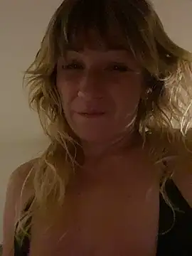 Онлайн чат XXX bb_milf_wet-and-ready