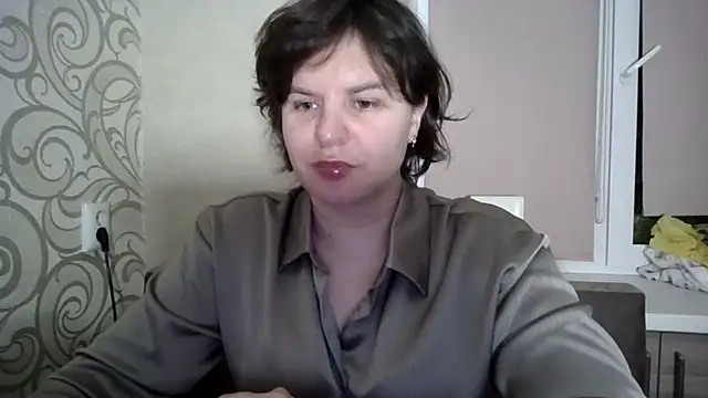 Kavoreli Show in webcam