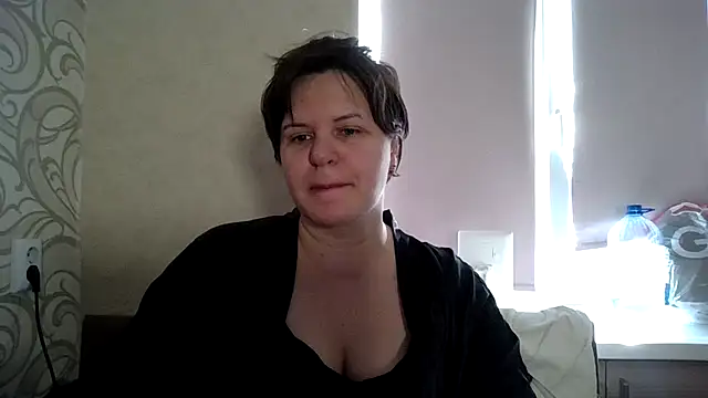 Kavoreli Show in webcam