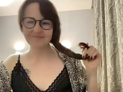 Qavorexa's Live XXX Chat