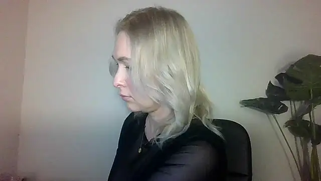 Chatroom XXX en direct de Walenixa