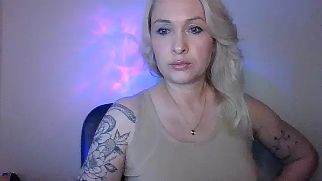 Chat +18 de Walenixa ao vivo