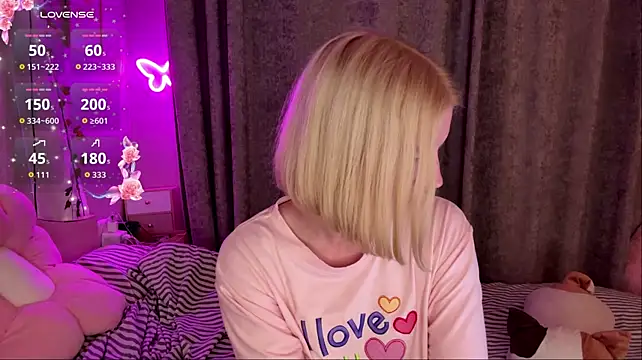 StasyBloom live XXX chat