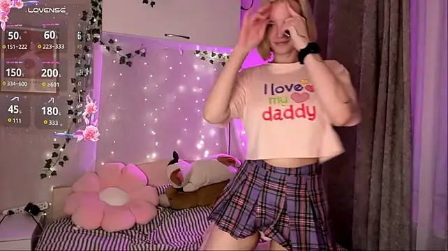 Show modela StasyBloom na web-kameri