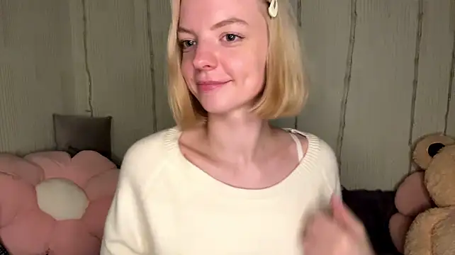 Show modela StasyBloom na web-kameri
