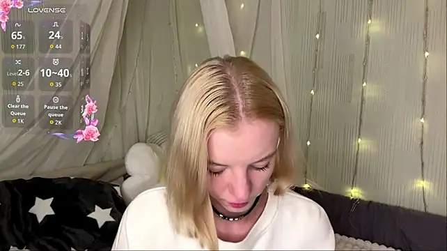 StasyBloom Show in webcam