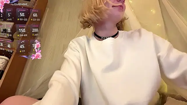 StasyBloom Show in webcam