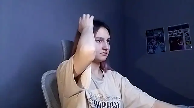 MayaGrins Adlı Modelin Canlı XXX Sohbeti