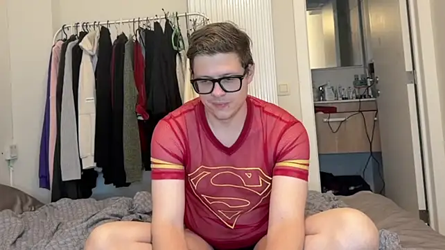 daniel-below Webcam Show