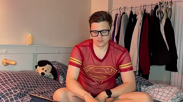daniel-below webkamerás műsora