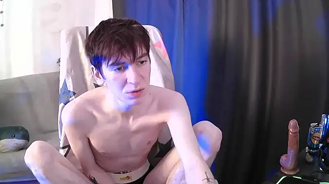 NateAfterDarkn Webbikameraesitys
