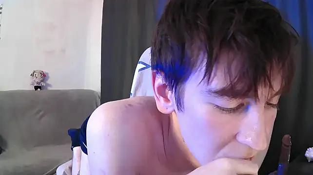 NateAfterDarkn Webbikameraesitys
