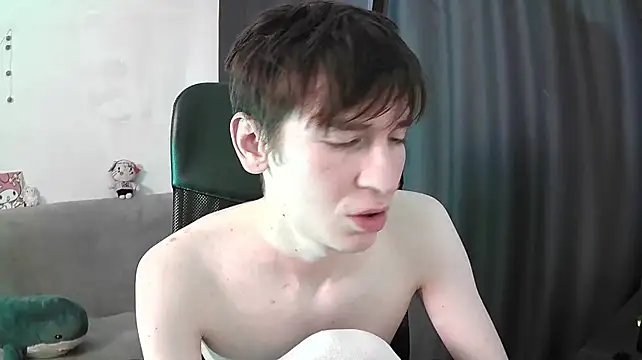 NateAfterDarkn Webbikameraesitys