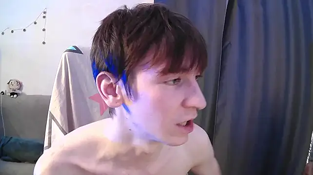 NateAfterDarkn Webbikameraesitys
