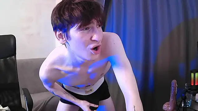 NateAfterDarkのウェ ブカメラショー