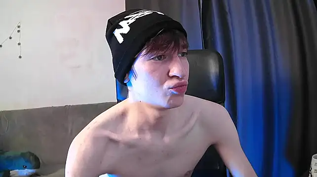 NateAfterDarkn Webbikameraesitys