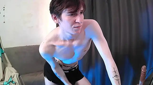 NateAfterDark: вебкам-шоу