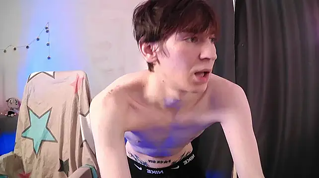 Pokazy przed kamerką – NateAfterDark