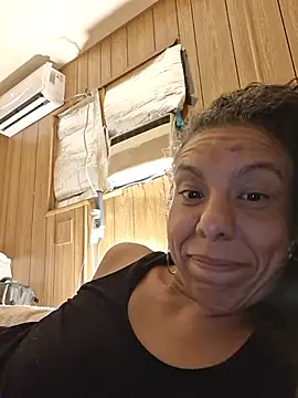Creamer4444 webcam show